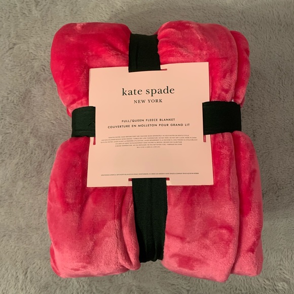 Kate Spade Full/Queen Hot Pink Fleece Blanket - Picture 2 of 4